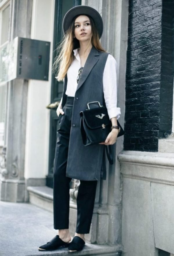 25 Stunning Sleeveless Blazers Ideas To Try - Instaloverz