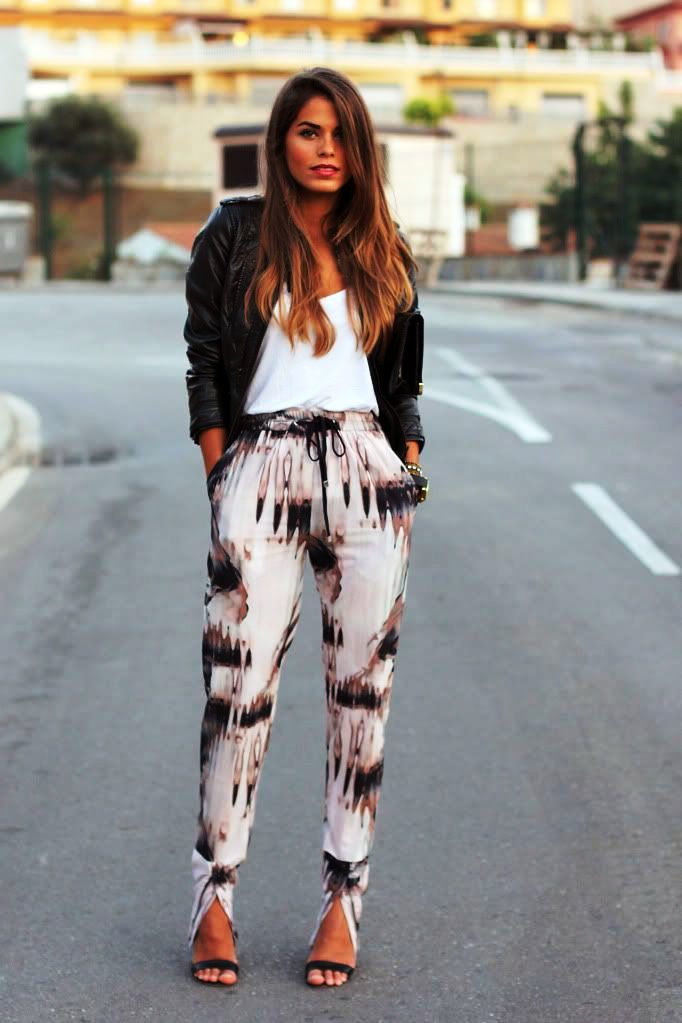 5-Printed Pant Outfit