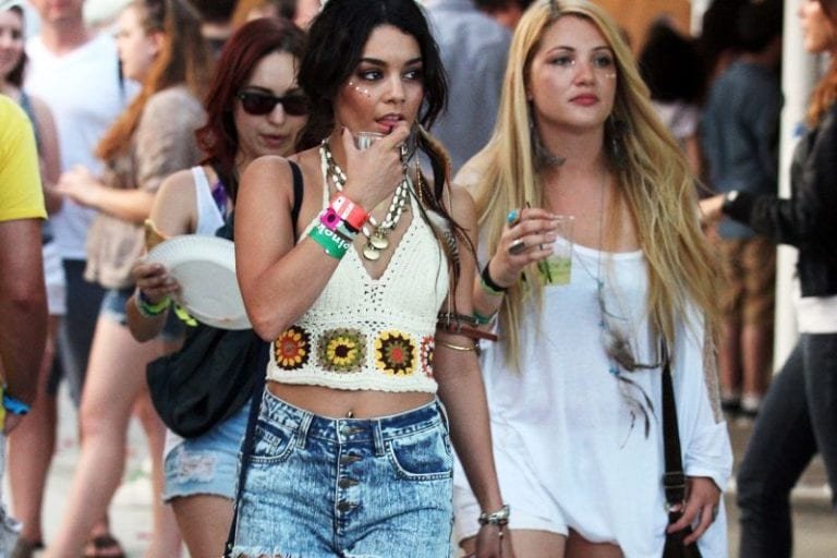 20 Stunning Coachella Outfit Ideas To Try This Year