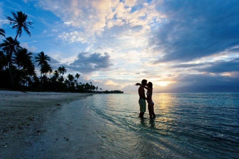 20 Stunning Romantic Travel Place To Go